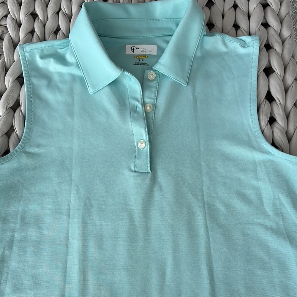 Greg Norman Golf /Tennis /Pickleball
Sleeveless Polo - Picture 3 of 7